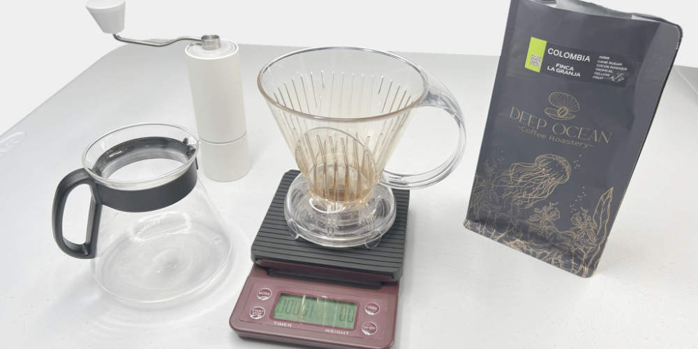The Important Differences Between Clever Dripper Coffee And Pour-Over