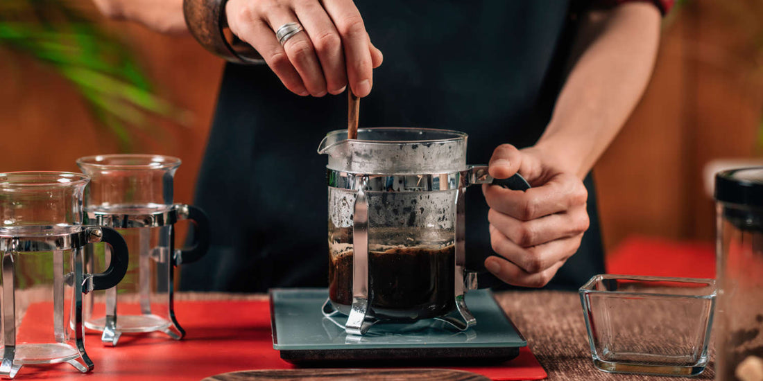 how the extraction and flavor of a cup of French press coffee would be impacted if it was stirred before lowering the plunger. 